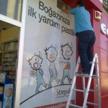 Eczane Vitrin Giydirme